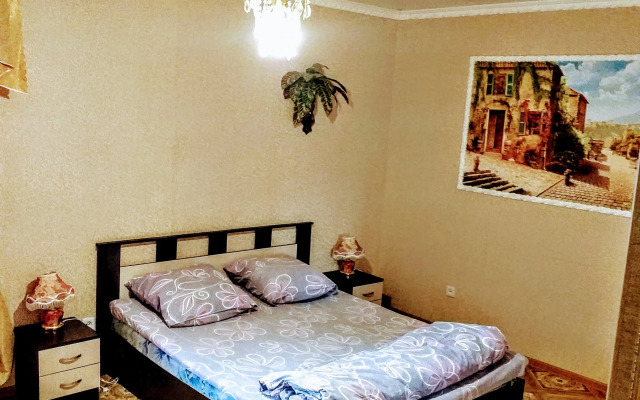Uyutnaya kvartira Flat