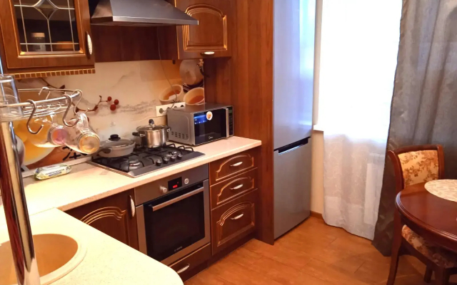 Квартира Суворова 28