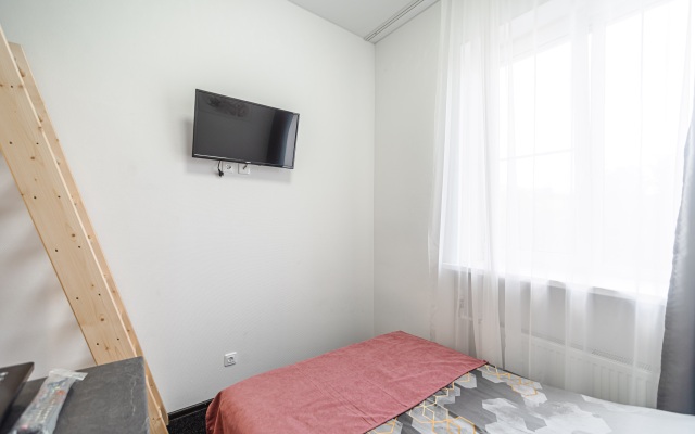 Apart-Otel Nizhniy Oranienbaum (305)
