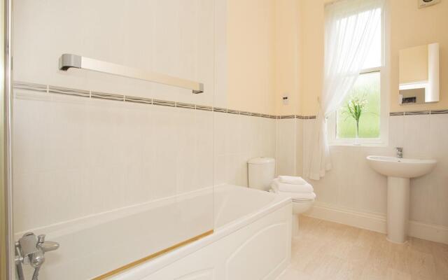 Basingstoke Apartments - Sherborne House