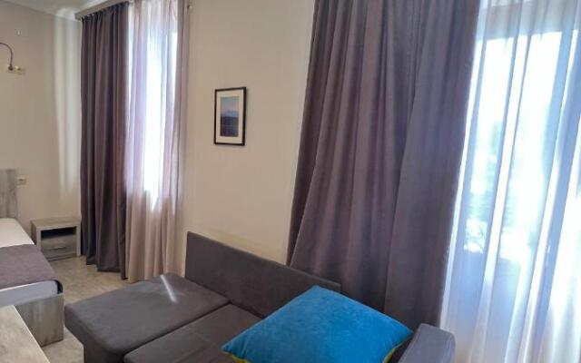 Menua Hotel