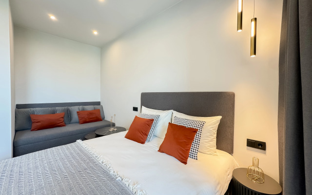 Апартаменты Скайлайт на Черниговской