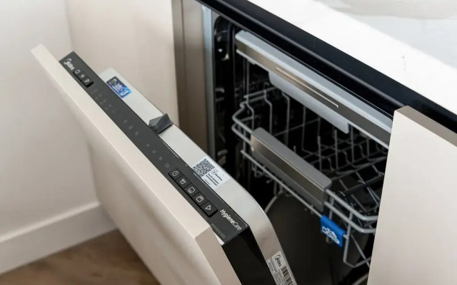 Apartamenty More Suite s Potrasausim Vidom na Zaliv v 5 Minutah ot Centra Goroda