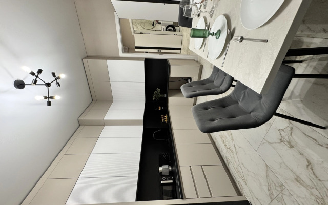 Loft V Elitnoy Novostroyke V Tsentre U Parka Flat