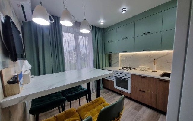 Na Sluzhebnoy  Flat