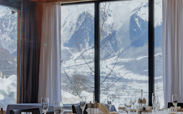 Sami Mta Chalet