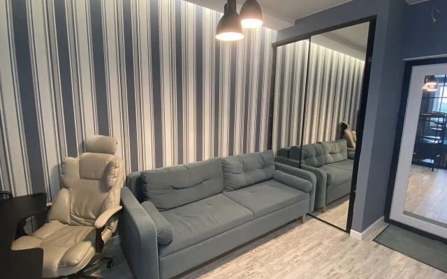 Квартира на Героев 18