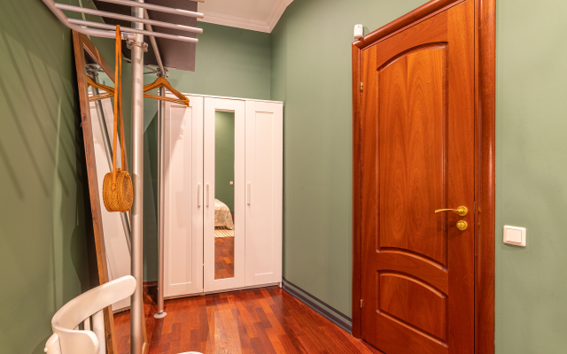 Апартаменты двухкомнатные в историческом центре Москвы