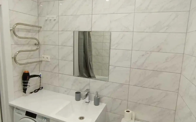 Na Vysotnoy ulitse 8 Flat