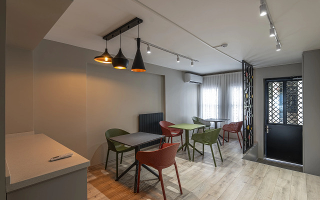 Calanthe Residence Aparthotel