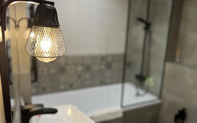 Super Lyuks Dlya Vas V Tsentre Yuzhnoy Stolitsy Apartments