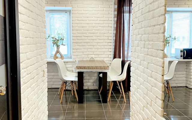 Apartamenty 2h k. na Galkinskaa 107 u Vokzala