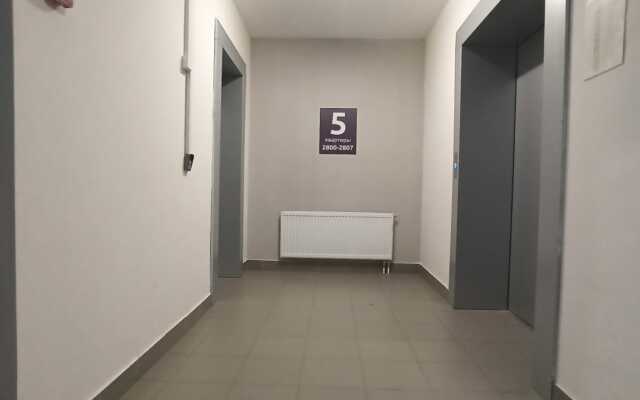 Apartamenty Pulkovskie Vysoty Flat