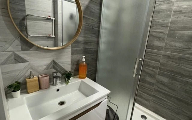 Квартира уютная рядом с метро Буpeвeстник