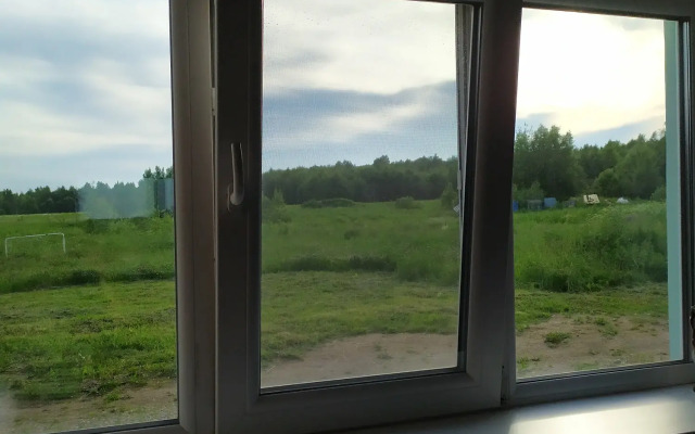 Uyutny Vozle Lesa Guest house