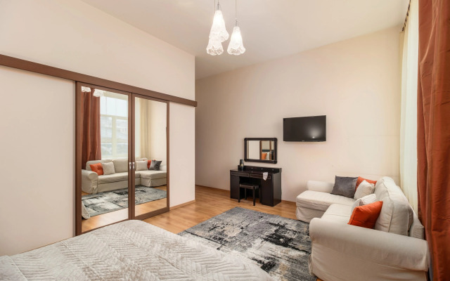 Апартаменты у Эрмитажа 3 спальни 2 сан.узла 8 гостей