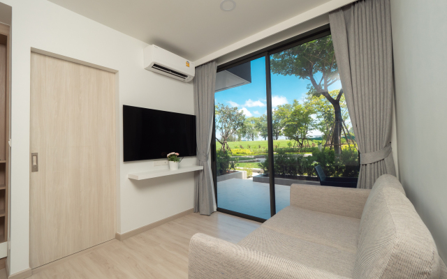 Otlichnye 2 Bd Apartamenty s Sobstvennym Dvorikom Apartments