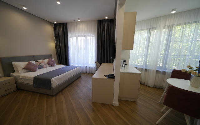 Hotel Ser In Hotel