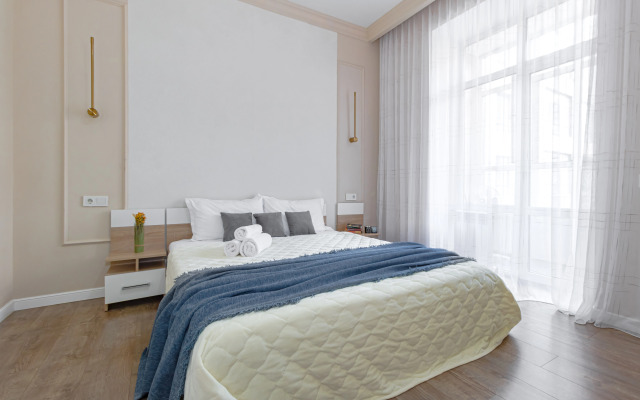 The City Light Flat