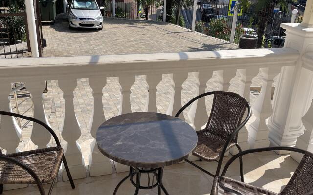 Квартира Армара 5