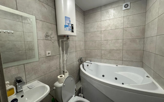 Studiya S Dzhakuzi Flat