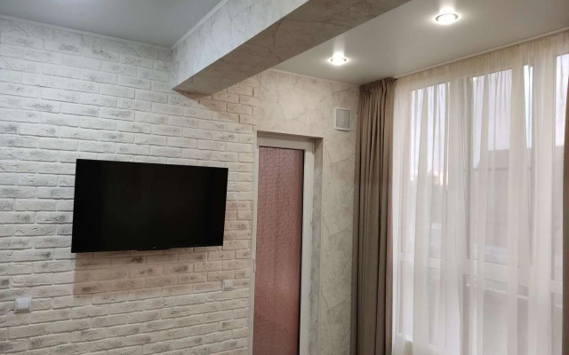 Квартира уютная двухкомнатная на 50 Лет Октября