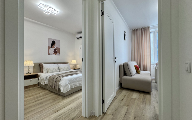 Svetlaya Yevrodvushka Atmosfera Sna V Delovom Tsentre Flat