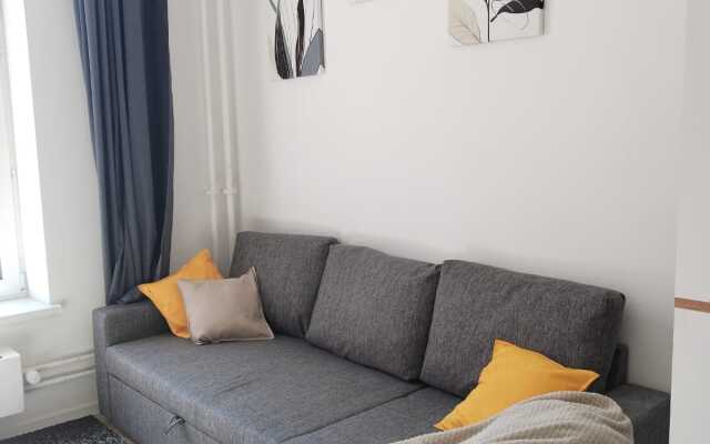 Na Ulitse Usadebny Park 1 Apartments