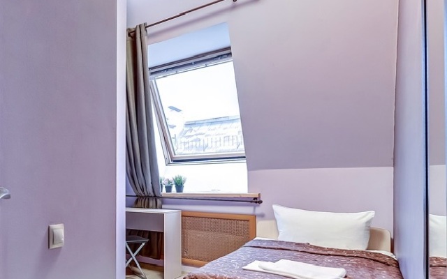 Demokrat na nevskom 117 Mini-hotel