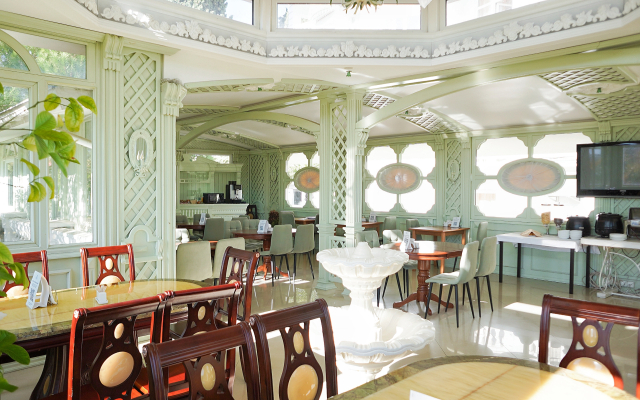 Bon Maison  Boutique Hotel