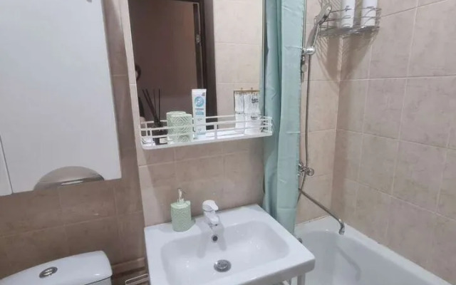 Na Ulitse Kolomenskaya 101A Flat