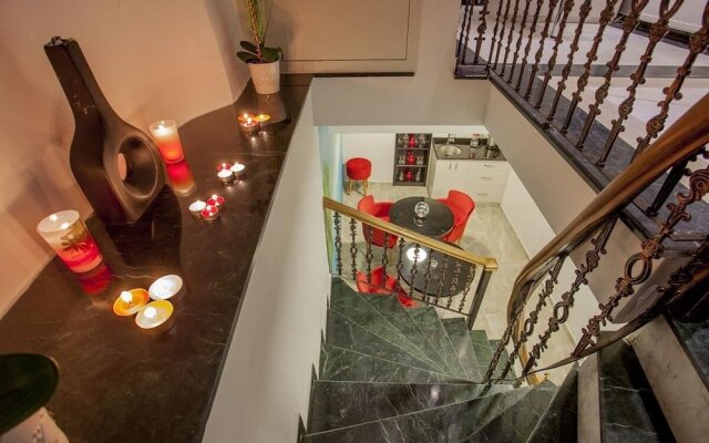 Taksim Sem House