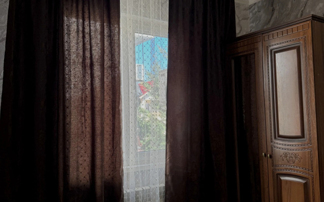 Dvin Guest House