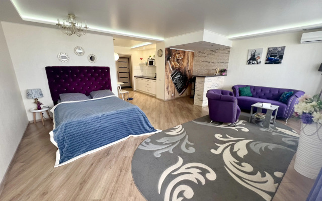 Studiya Lyuks S Dzhakuzi Flat