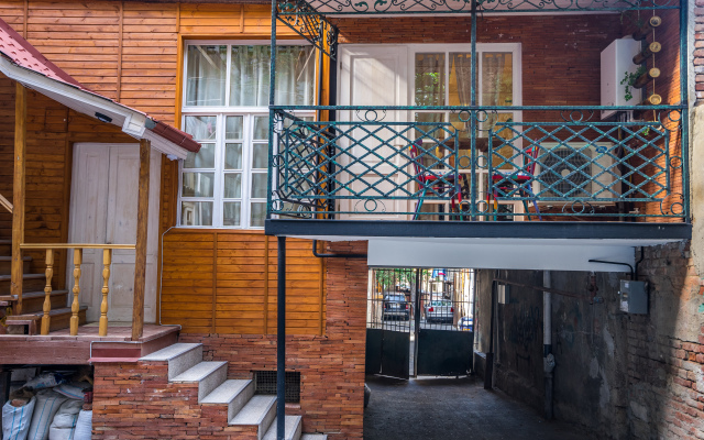HB Apartments Vasil Petriashvili Apartments