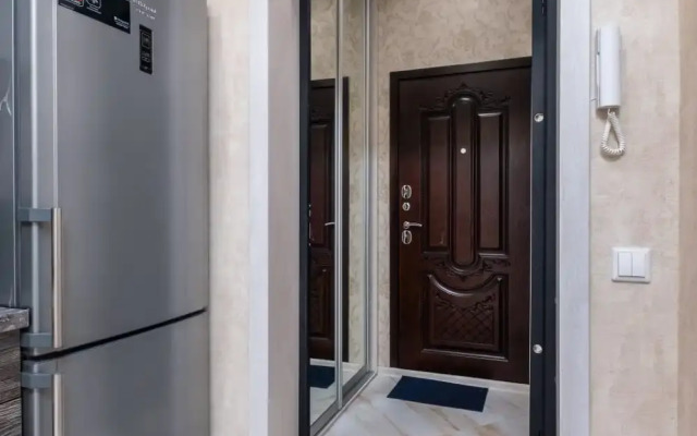 Квартира Хорошая студия с видом на Иртыш