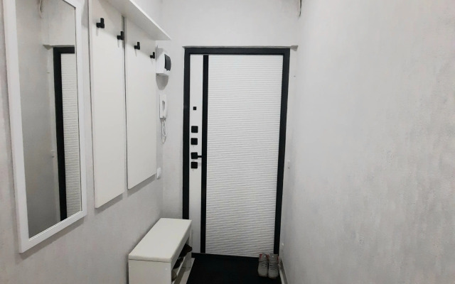 Dvukhkomnatnaya u metro Flat