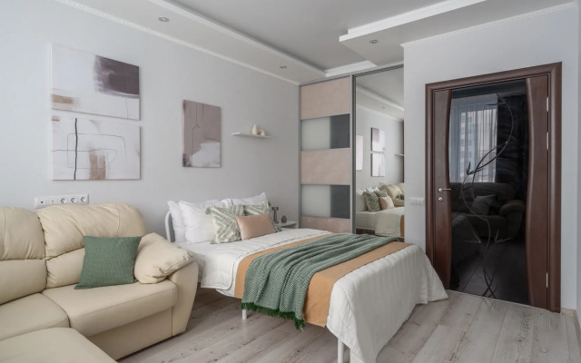 Dve podushki na Marshala Blyuhera, 7k3 Flat