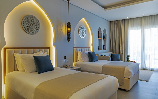 Sunrise Remal Beach Resort