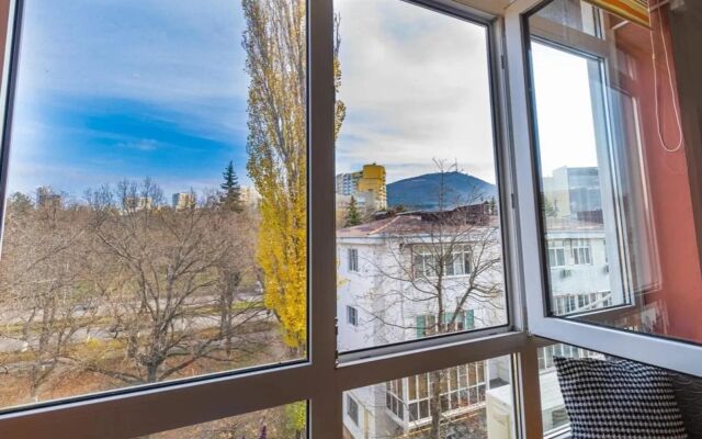 Апартаменты В тихом центре c видом на Машук