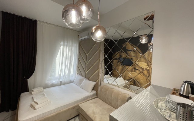 Ryadom s parkom Riviera Apartments