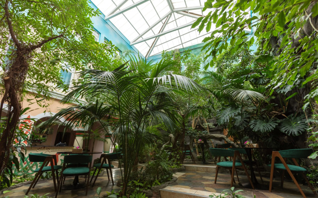 Sretenskaya Hotel