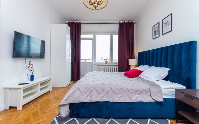 TWO CITIES - Moscow yard Apartments