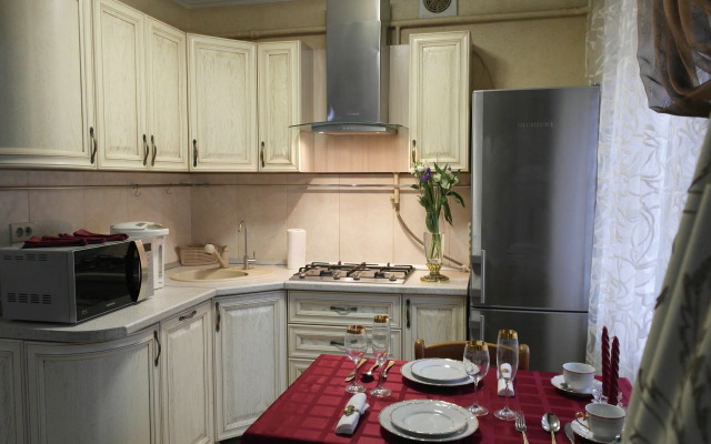 Uyut Flat