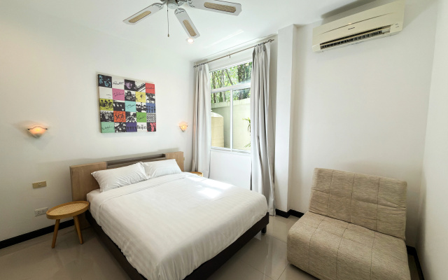 Вилла Nai Harn Family Pool 4 bdr
