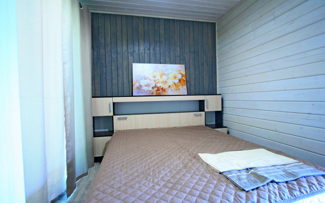 Частный Дом в Аренду Zaimka Трехкомнатный Малый