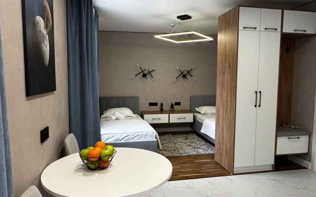 MoonLit Hotel
