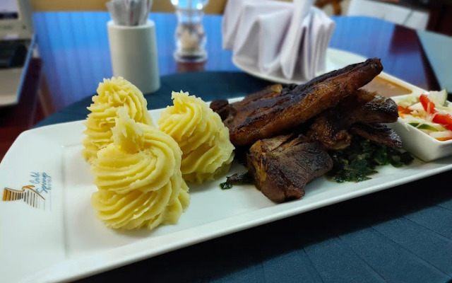 Отель Cold Springs Hotel - Homabay