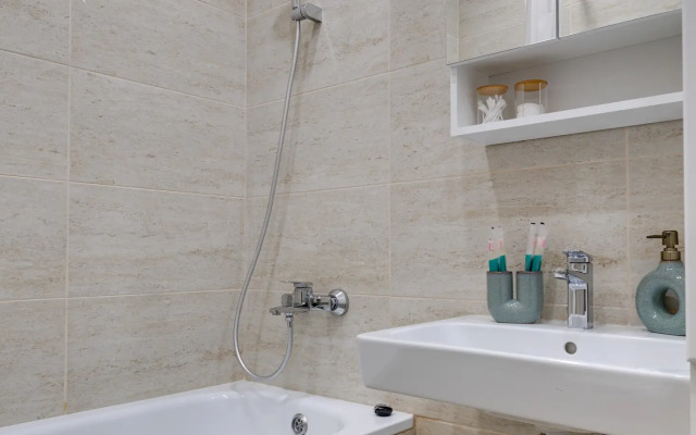 Happy People Ryadom S Metro Prokshino Apartments