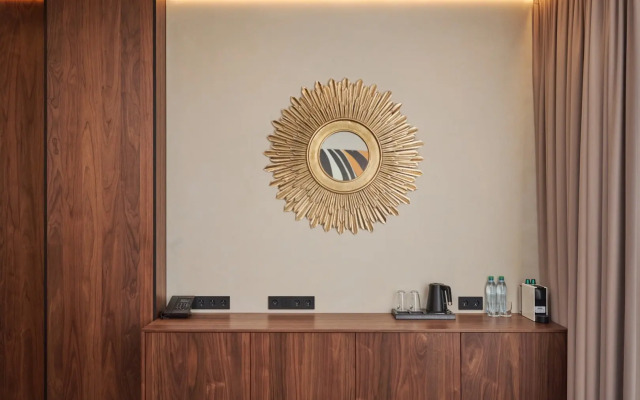 Aura City Hotel